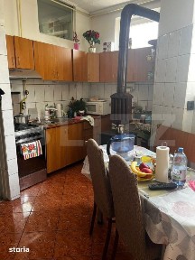 Casa in zona centrala, 89 mp, 200 mp gradina