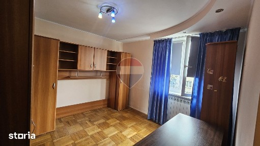 Apartament cu 2 camere de vânzare în zona Central