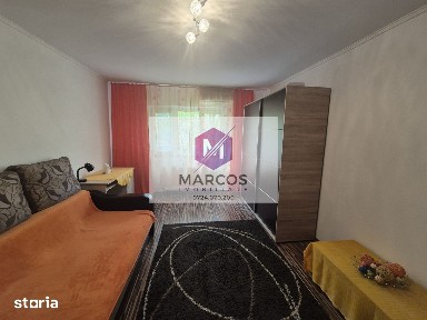 Inchiriez apartament 2 camere Micro 3