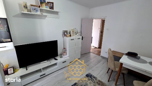 Apartament cu 3 camere in Valea Rosie