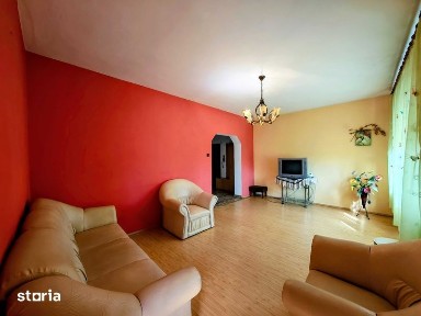 Zona Isho, 3 camere decomandat, luminos si spatios 80 mp
