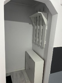Inchiriez apartament de 2 camere in Calarasi strada Baraganului bloc L30 et1