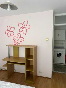 URGENT! Apartament de inchiriat in Iasi cu 3 camere decomandate.