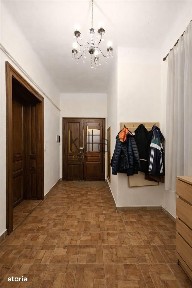 Apartament spatios cu 4 camere in inima orasului