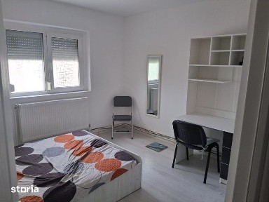 Inchiriez apartament cu o camera zona centrala