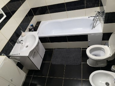 Închiriez apartament 3 camere ARED UTA