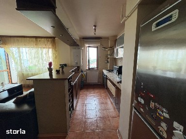 Apartament cu 3 camere | Bulevardul Unirii | Etaj 6 / centrala proprie