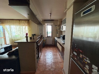 Apartament cu 3 camere | Bulevardul Unirii | Etaj 6 / centrala proprie