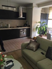 Vand apartament 3 camere