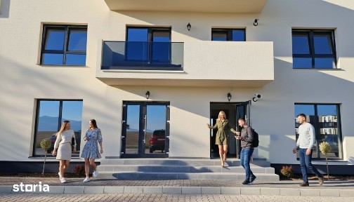 Spatiu Comercial, 4 Vitrine, Open Space, 72 mp - Doamna Stanca - Sibiu