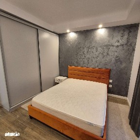 Inchiriez apartament 2 camere complex cosmopolis
