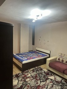 Inchiriez garsoniera in Ploiesti zona Malu Rosu
