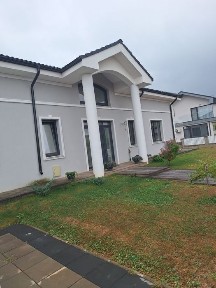 Casa de vanzare in cartierul Andrasesti
