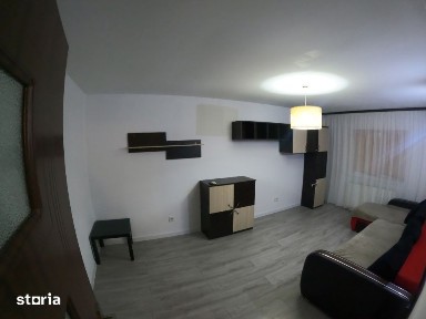 Apartament de Vanzare - decomandat 3 cam 70 mp
