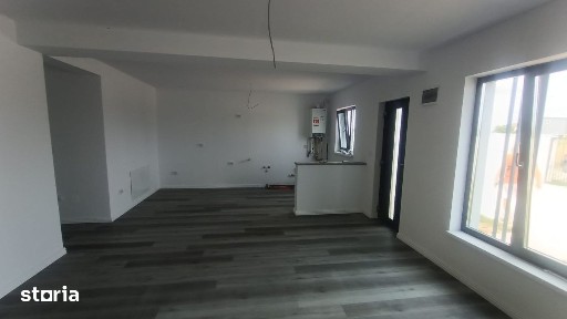 CASA CARCEA,88MP UTILI, TEREN 322MP