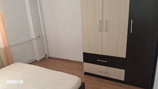 Închiriez ap 2 cam militari