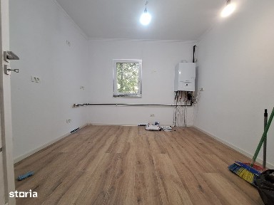 3 camere-71 mp - et 1 -Renovat 2026-incalzire in pardoseala-Dambovita