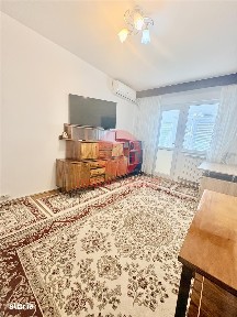 Apartament 2 Camere Semidecomandat Zona Ciresica