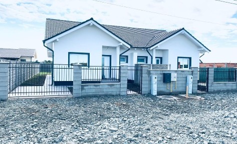 Duplex Mosnita posibilitate mansardare proprietar