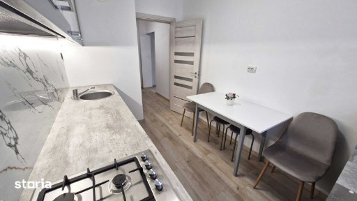 Apartament de INCHIRIAT - 2 camere Malu Rosu