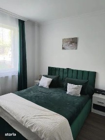 Apartament cu 3 camere, 71 mp, balcon, zona Teilor