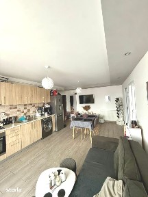 Apartament cu 3 camere, 59 mp, balcon, pe strada Porii (nr mici)