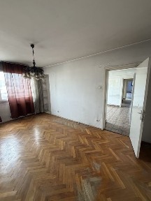 Ultracentral apartament 4 camere decomandat