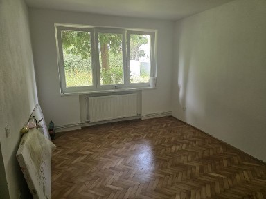 Apartament 2 camere parter