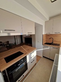 proprietar inchiriez Apartament 3 camere - renovat prima inchiriere - zona Faleza Nord, Santa Maria Bay