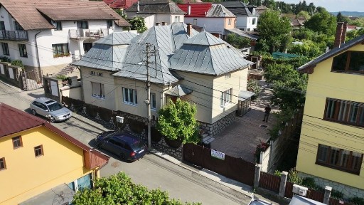 Casa de vanzare in zona centrala