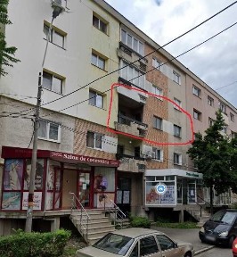 Vand apartament Deva, strada Ion Creanga, bloc 25, etaj 2. 4 camere