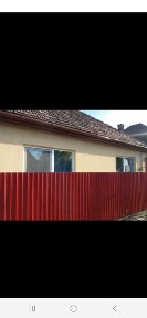 Casā de vânzare se acceptā schimb cu apartament