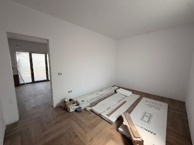 Casa P+3+terasa str Serban Voda intersectie cu str Stefan cel Mare !
