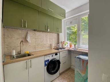 Închiriez garsoniera Sector 4 / Studio Apartment Rent