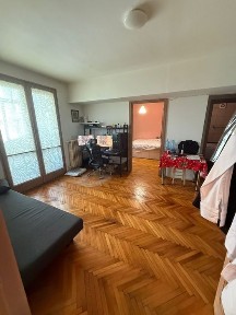 Vand apartament 2 camere Universitate