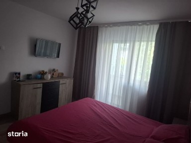 Apartament 2 camere,etaj 1,decomandat,Gavana 2