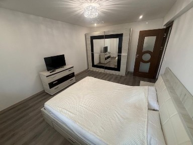 Apartament spre inchiriere