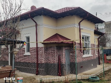 Campina - ultracentral - casa - 175000 Euro/Neg.