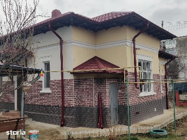 Campina - ultracentral - casa - 175000 Euro/Neg.