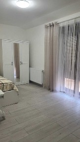 apartament de inchiriat