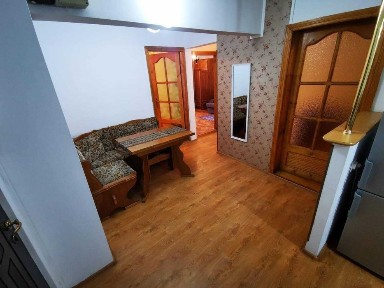 Închiriez apartament modern - 3 camere - decomandate - str. Gheorghe Dima