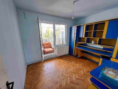 Vand apartament 3 camere, Tg. Mures, Rozmarinului