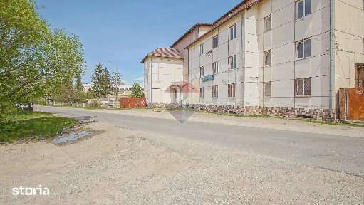 CLADIRE CAZARE ANGAJATI/ALTE ACTIVITATI | 1.011 MP UTILI | BRASOV