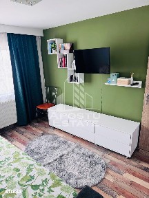 Apartament 3 Camere, Complet Renovat & Mobilat - Zona Alfa/64 mp