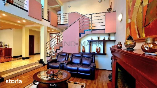 Vila de vanzare Timisoara, 4 dormitoare, piscina, garaj dublu