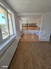 Apartament de vanzare, 3 camere, 64 mp, zona Sarmasag