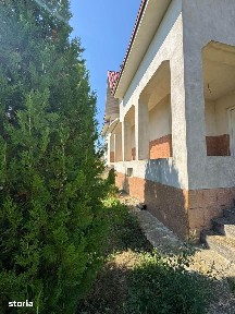 De vanzare casa spatioasa in Rotunda, teren 900mp, Pret 75000euro