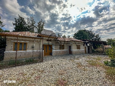 Casa cu 3 camere de vanzare | Puchenii Mosneni, Prahova | Comision 0%