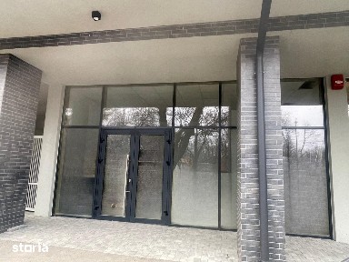 Spațiu comercial de închiriat - ultracentral, lângă Parcul Bratianu