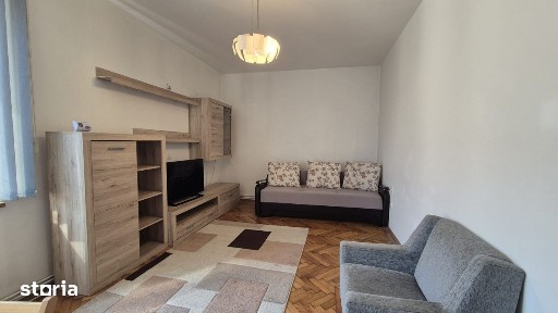 Apartament cu 2 camere pe strada Lunga